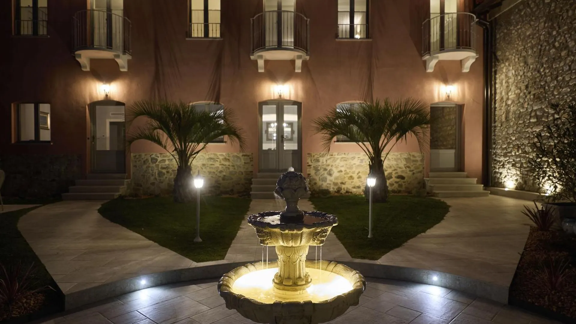 Abaye 2 Pinot - Charm Adults Only Apartment Soiano Del Lago