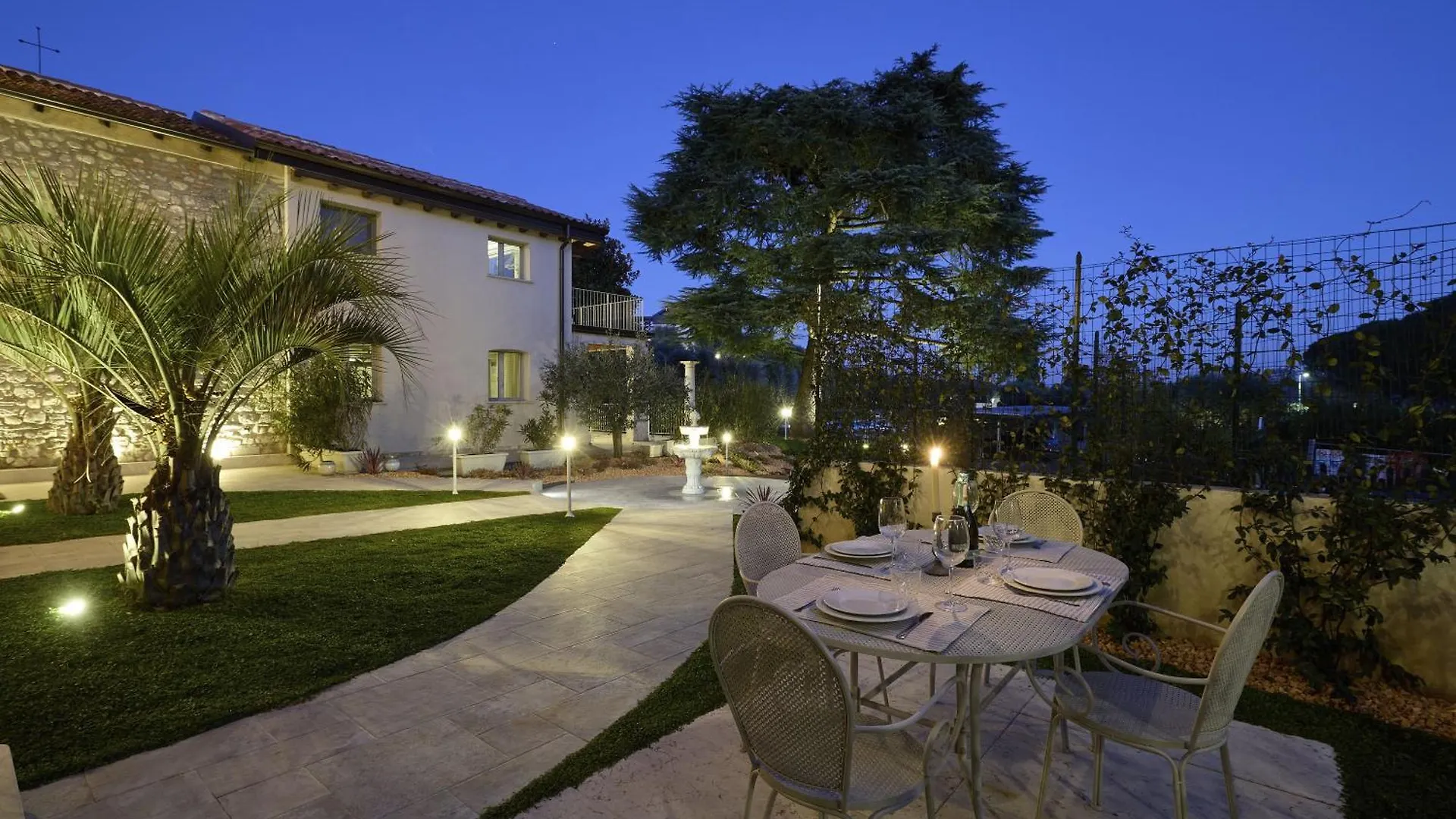 Abaye 2 Pinot - Charm Adults Only Apartment Soiano Del Lago Italy